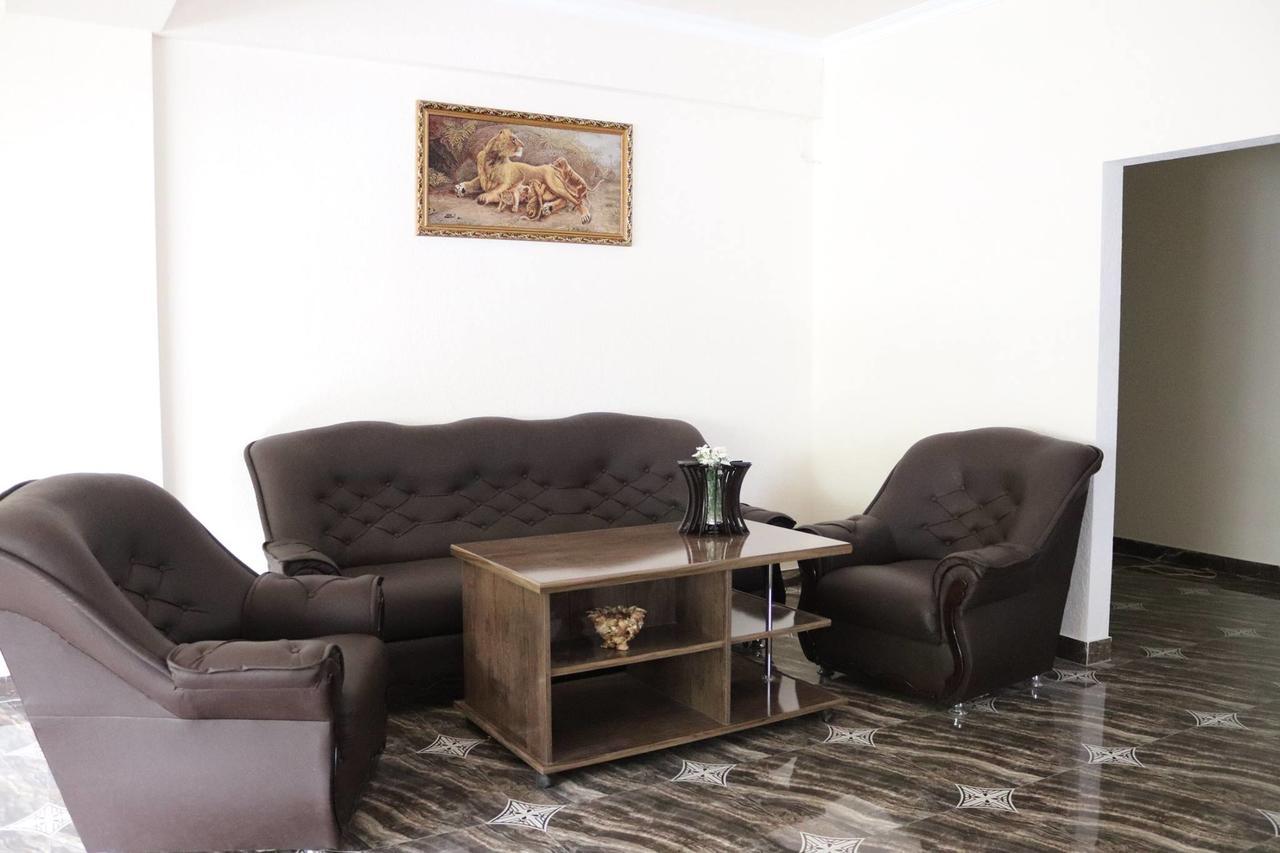 Dzorak Hotell Halidzor Exteriör bild