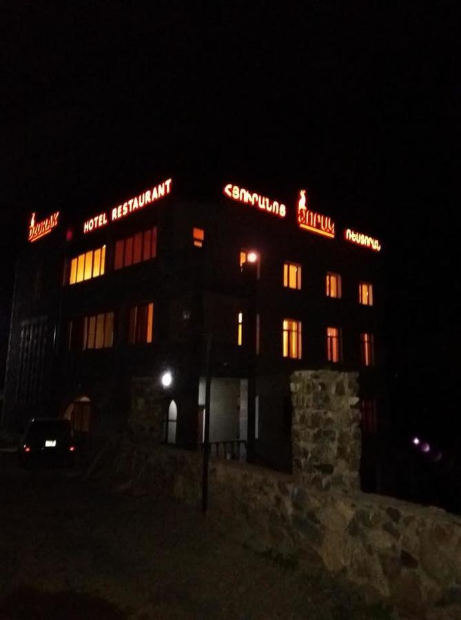 Dzorak Hotell Halidzor Exteriör bild