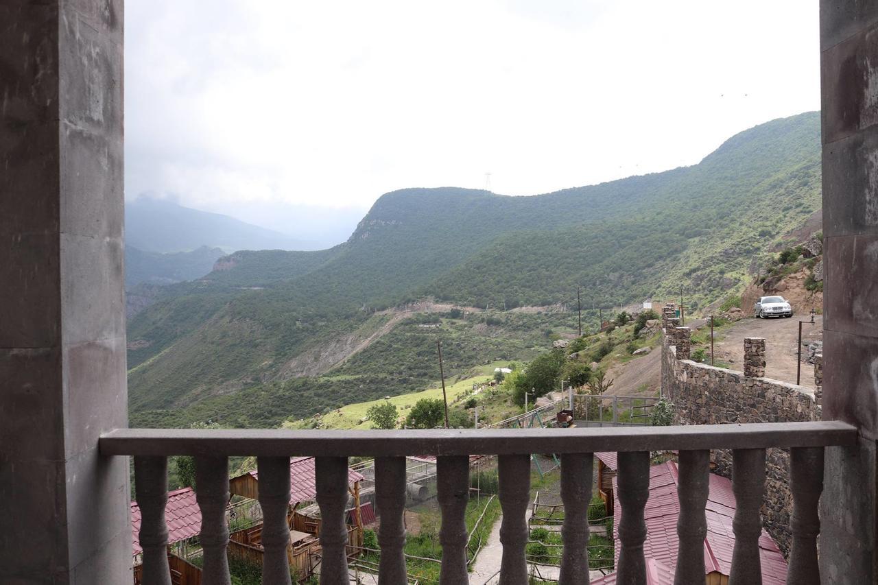 Dzorak Hotell Halidzor Exteriör bild