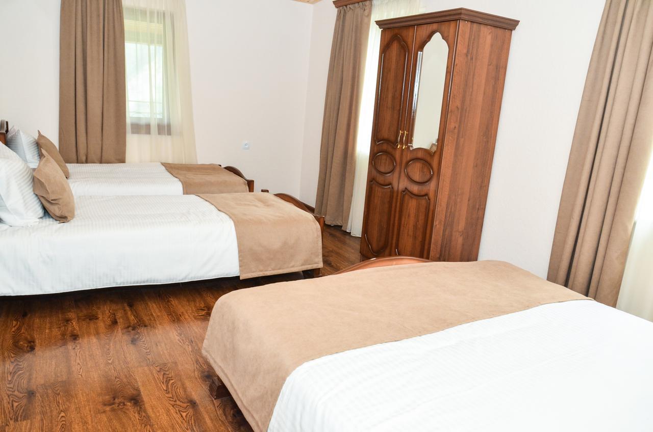 Dzorak Hotell Halidzor Exteriör bild