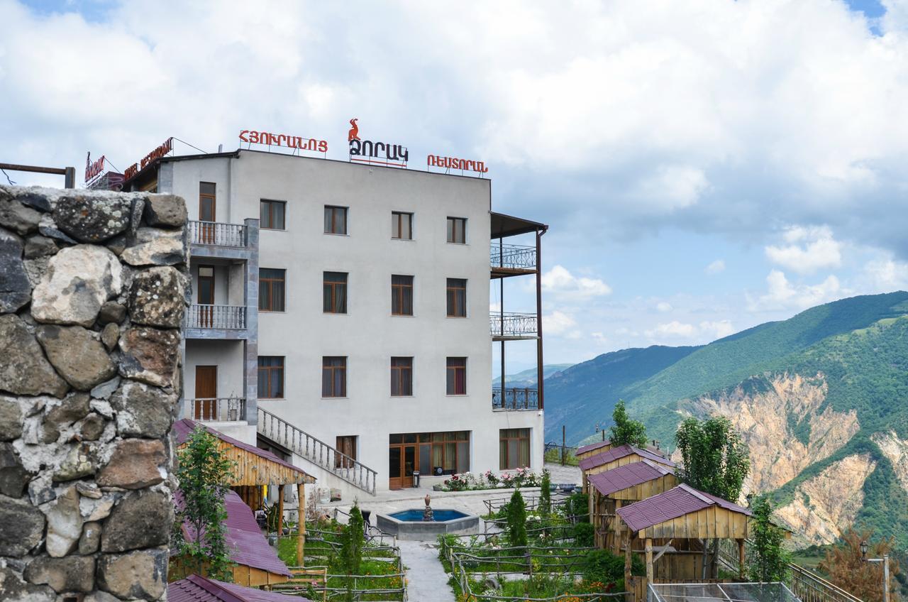 Dzorak Hotell Halidzor Exteriör bild