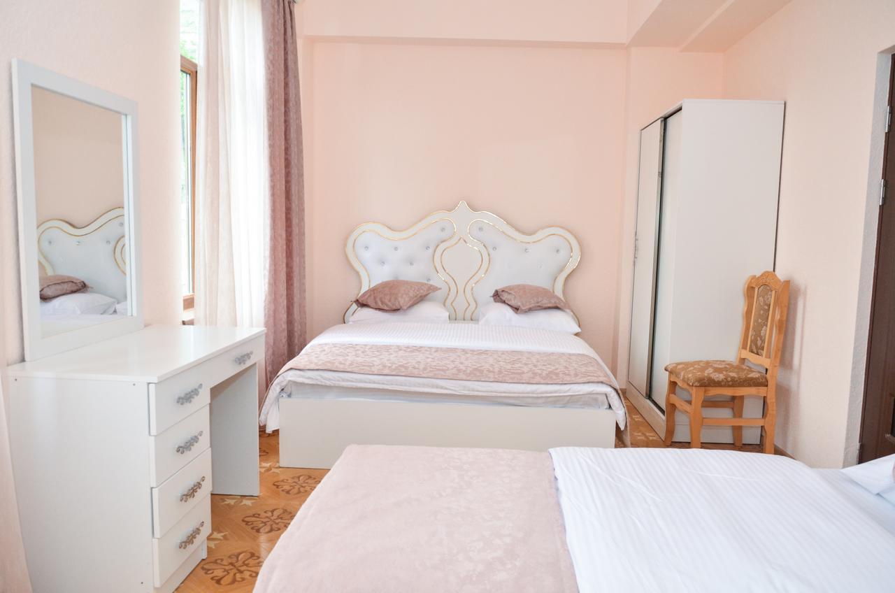 Dzorak Hotell Halidzor Exteriör bild
