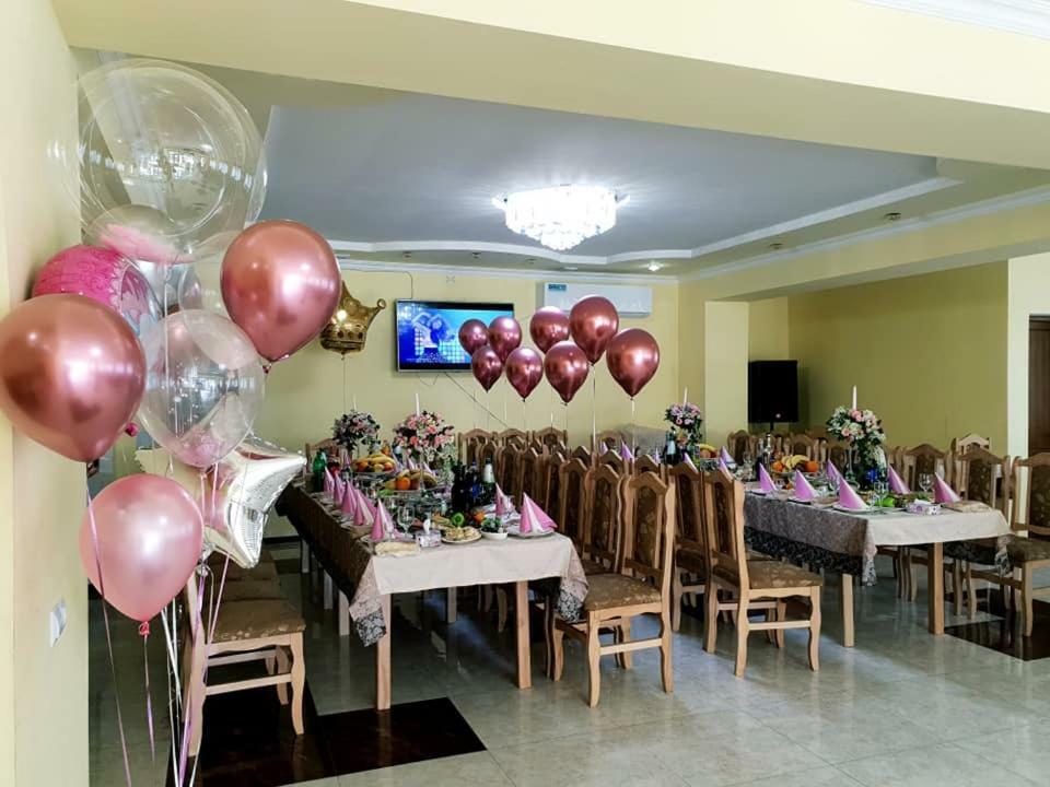 Dzorak Hotell Halidzor Exteriör bild